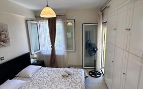 Olia Apartment